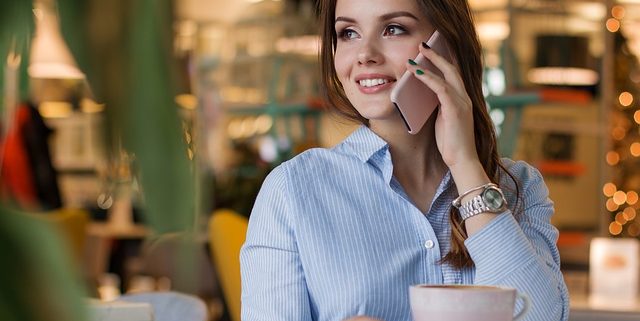 woman in coffee shop